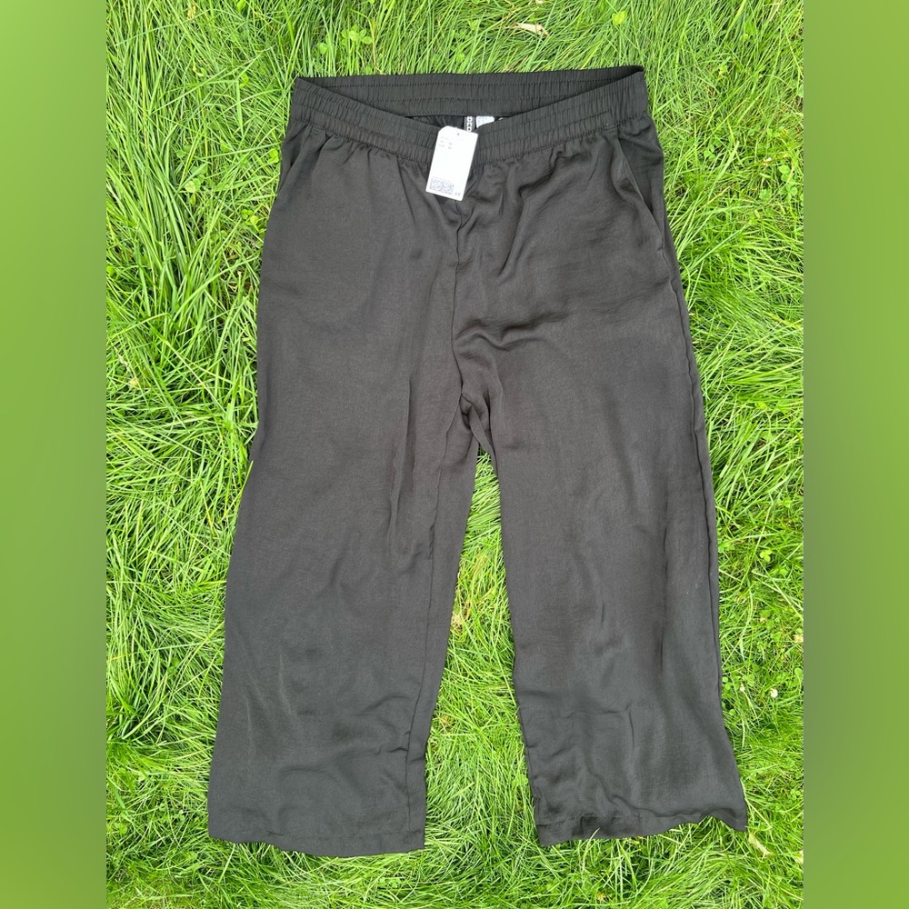 H&M Easy Breezy Pull On Pants